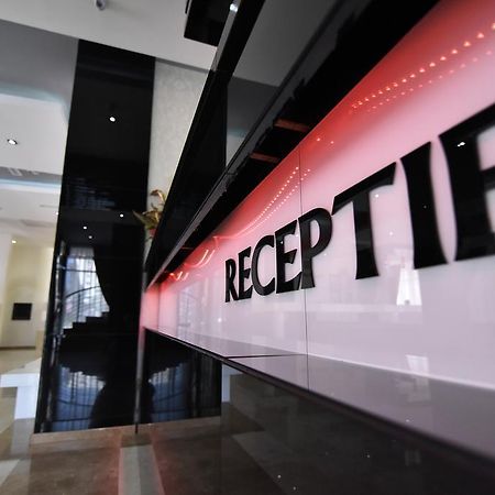 Hotel Articus Craiova Dış mekan fotoğraf