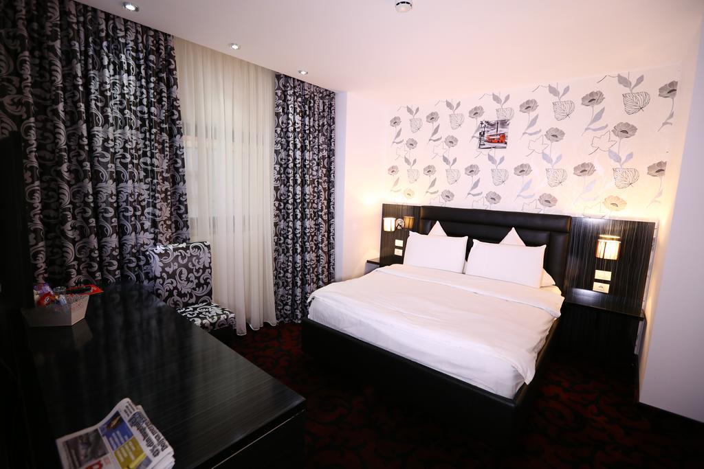 Hotel Articus Craiova Dış mekan fotoğraf