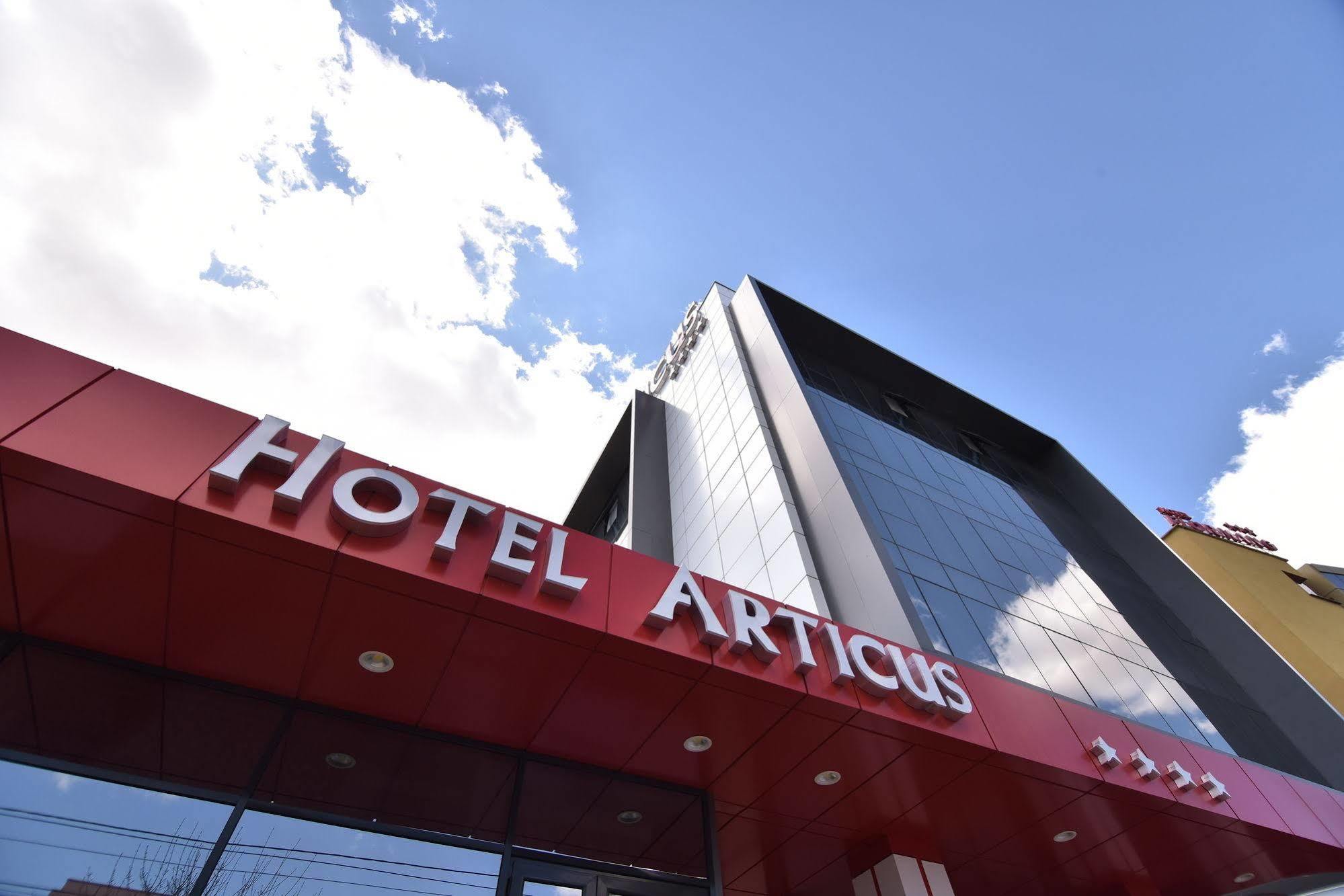 Hotel Articus Craiova Dış mekan fotoğraf